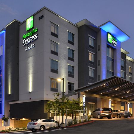 Holiday Inn Express & Suites San Diego - Mission Valley, An Ihg Hotel Ngoại thất bức ảnh