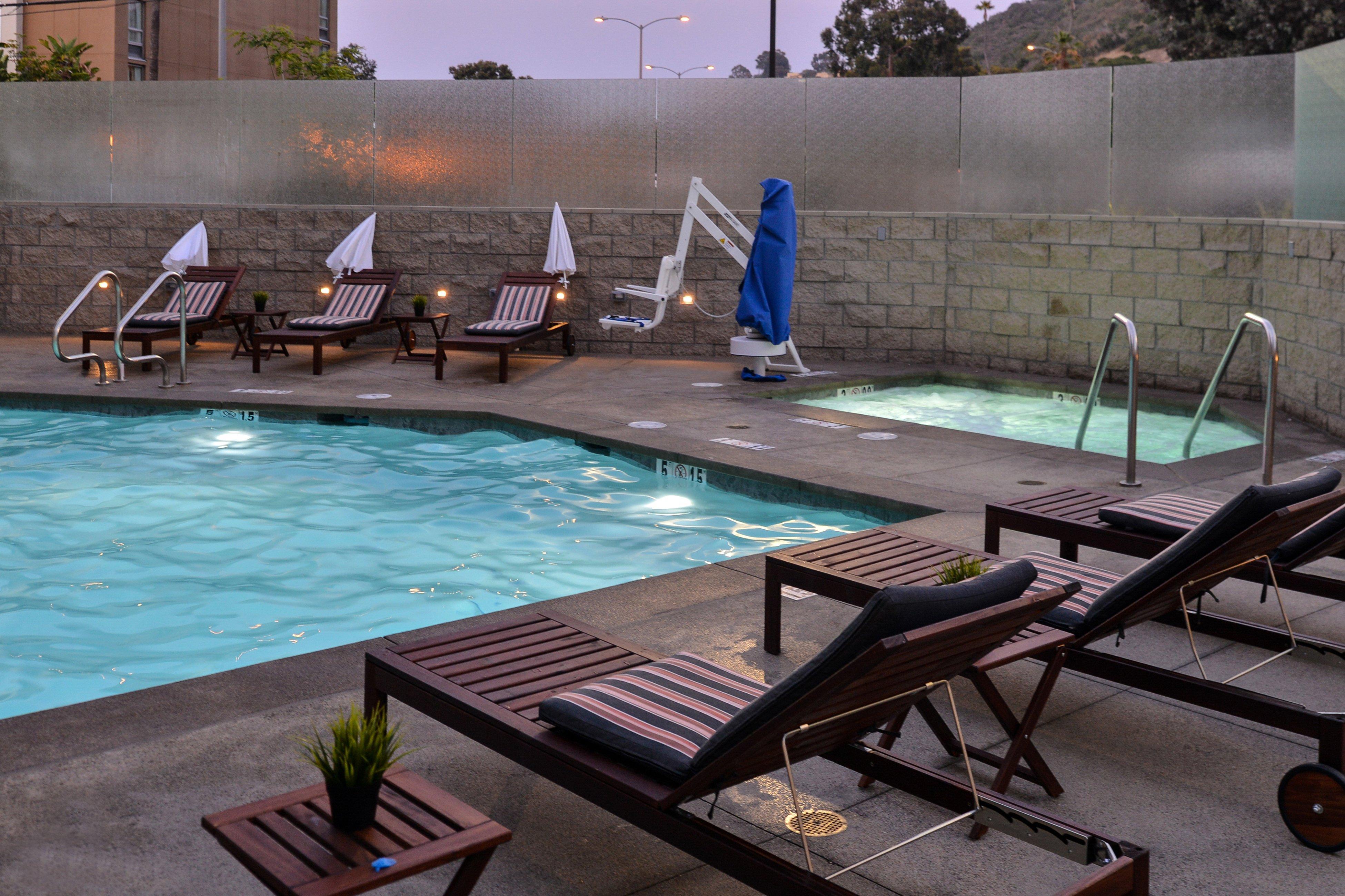 Holiday Inn Express & Suites San Diego - Mission Valley, An Ihg Hotel Ngoại thất bức ảnh
